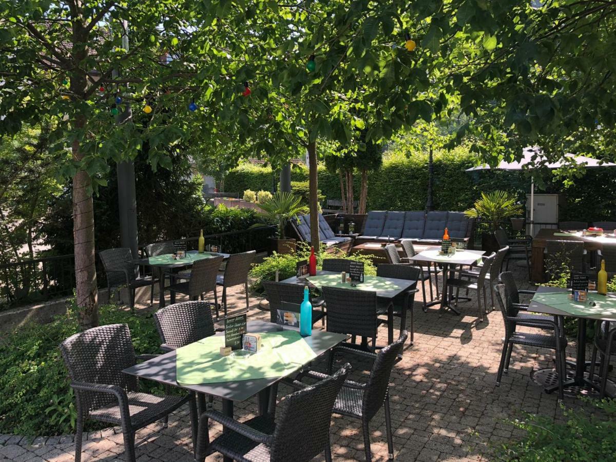 Gasthaus Zur Tanne Bauma Bagian luar foto
