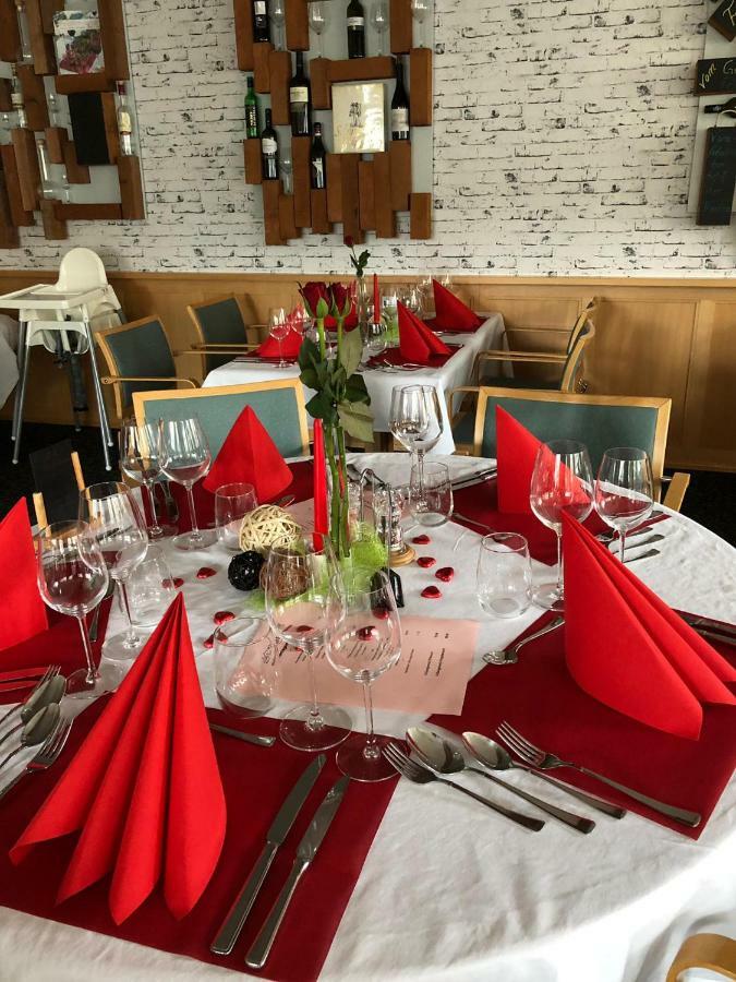 Gasthaus Zur Tanne Bauma Bagian luar foto