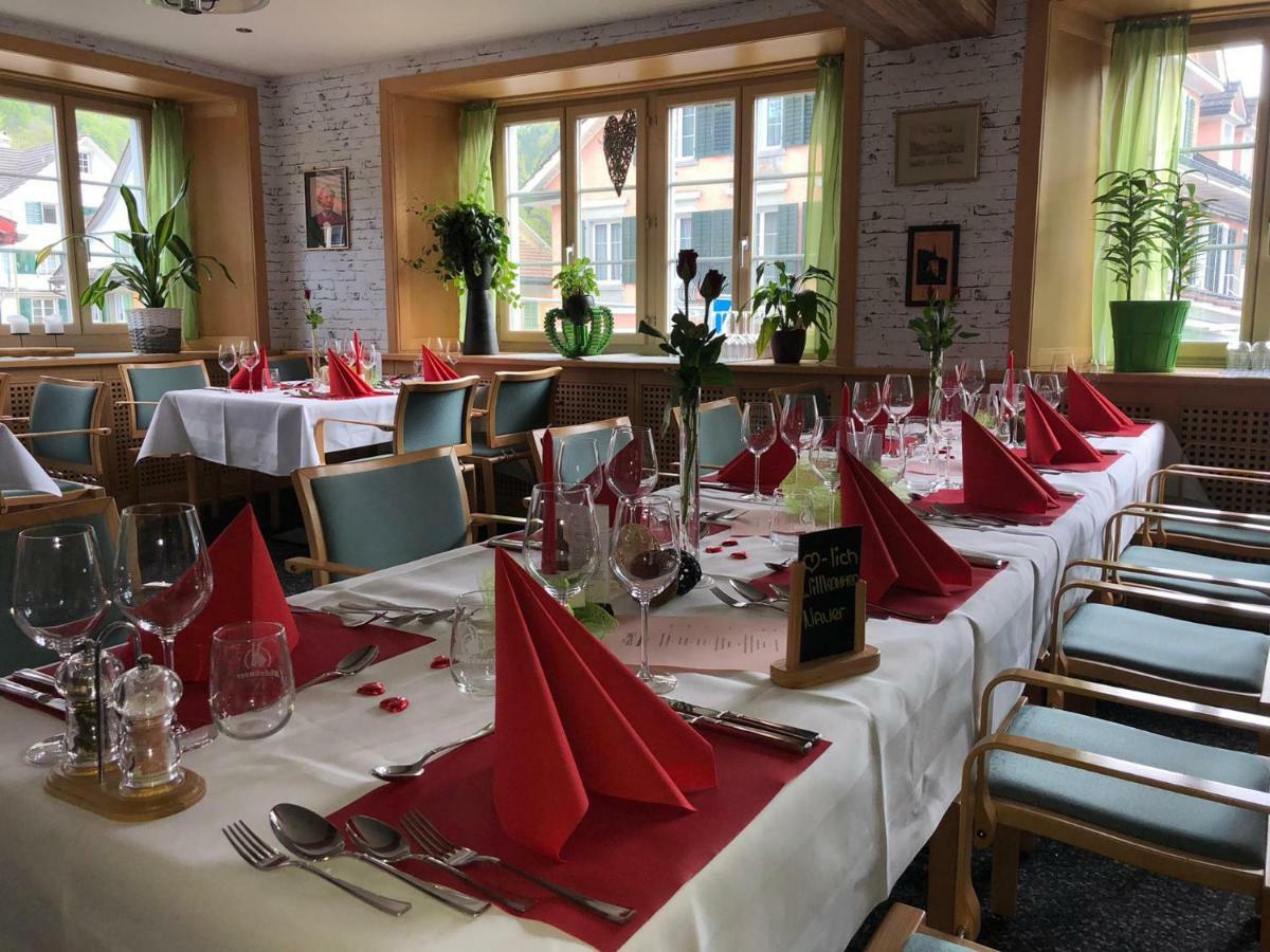 Gasthaus Zur Tanne Bauma Bagian luar foto