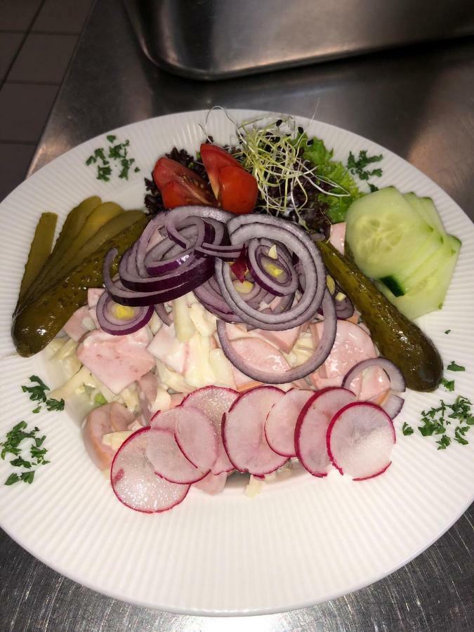Gasthaus Zur Tanne Bauma Bagian luar foto